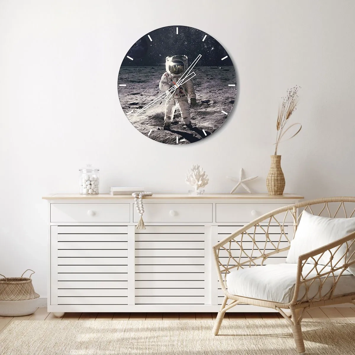 Wall clock - Clock on glass - Astronaut on the lunar surface - 30x30cm - Greetings from the Moon - Modern wall decoration for the living room, kitchen, and bedroom ARTTOR