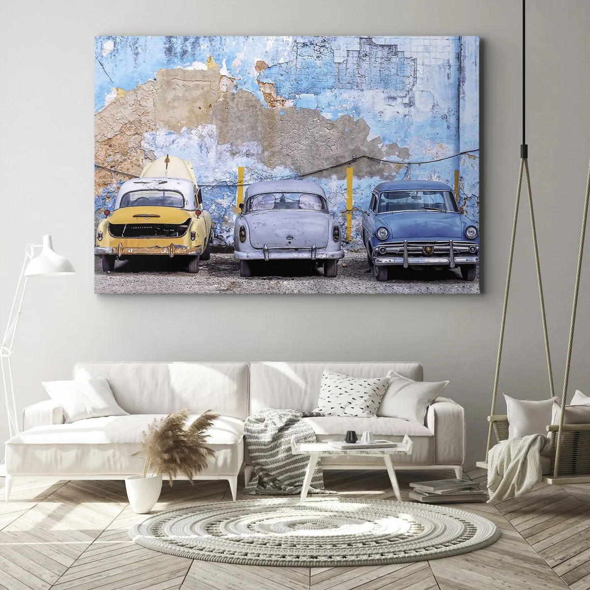 Canvas picture - Old cars against the backdrop of a destroyed wall - 70x50cm - Meeting of Veterans - Modern wall decoration for the living room and bedroom ARTTOR