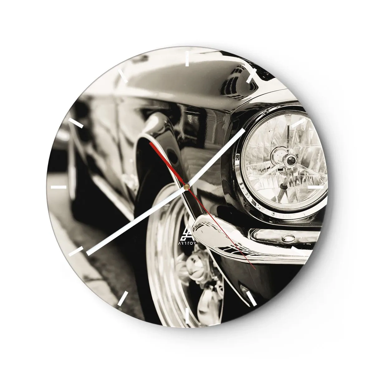 Wall clock - Clock on glass - Close-up of a classic car's headlight - 30x30cm - Lasting Shine - Modern wall decoration for the living room, kitchen, and bedroom ARTTOR