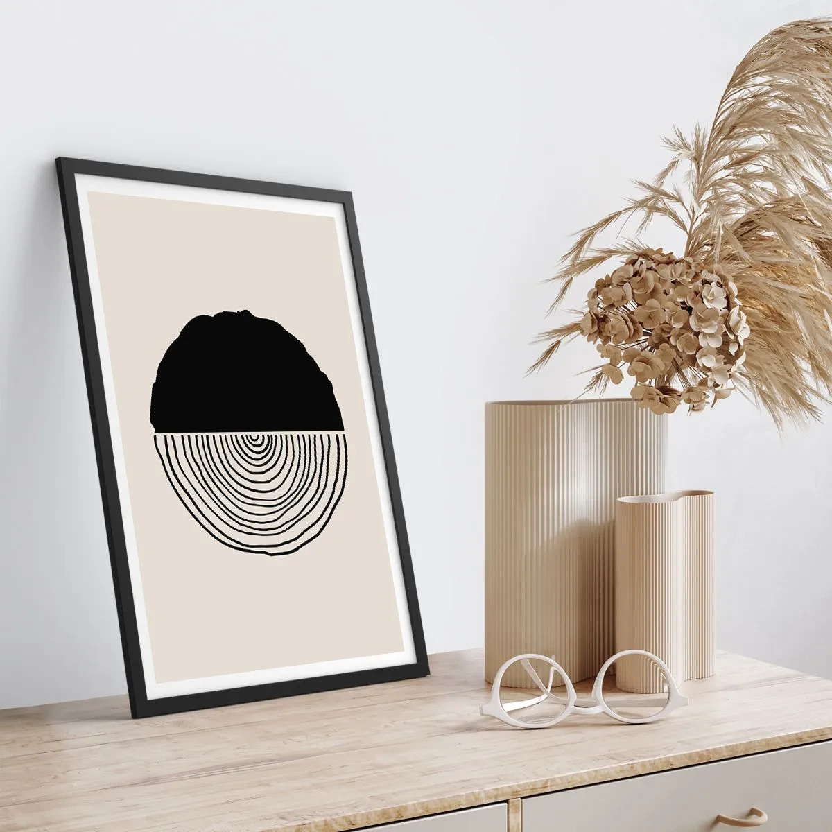 Poster in black frame - A minimalist graphic depicting a cross-section of wood - 50x70cm - Half-half - Modern wall decoration for the living room and bedroom ARTTOR