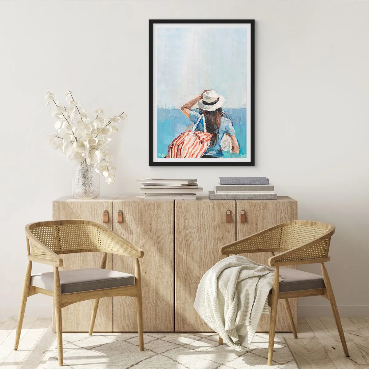 Poster in black frame - A woman in a hat looking out to sea - 50x70cm - Welcome to Holiday - Modern wall decoration for the living room and bedroom ARTTOR